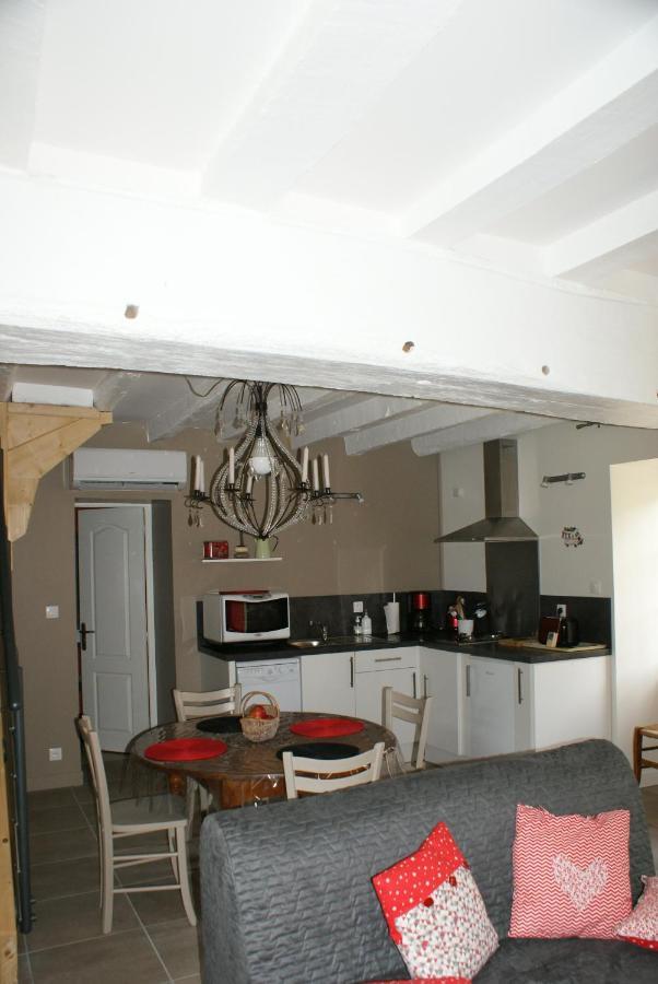 La Chaine Saint-Jean-du-Bois Extérieur photo